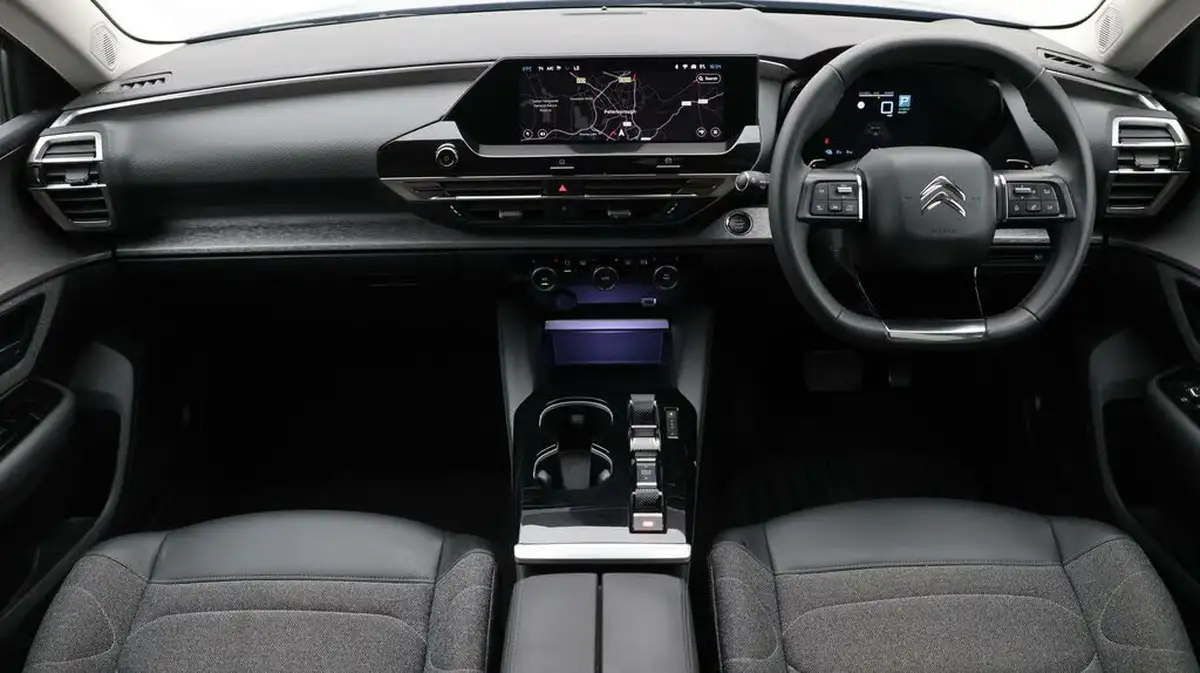 2023-citroen-c5-x-16-puretech-sense-plus-big-13