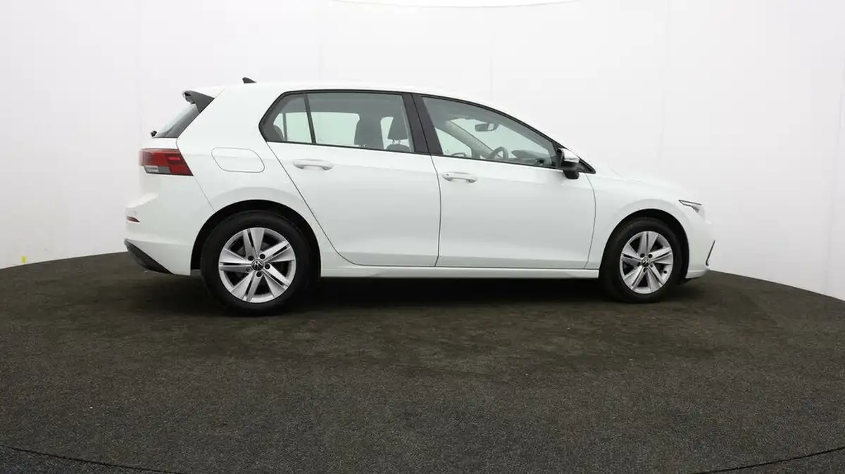 2021-volkswagen-golf-15-tsi-life-150ps-hatchback-big-28