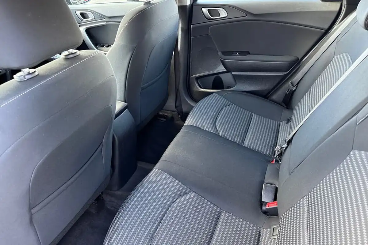 2022-kia-ceed-10-t-gdi-2-sportswagon-big-31