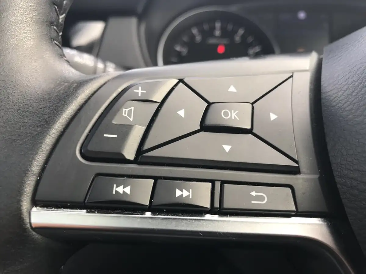 2019-nissan-qashqai-13-dig-t-tekna-140ps-big-23