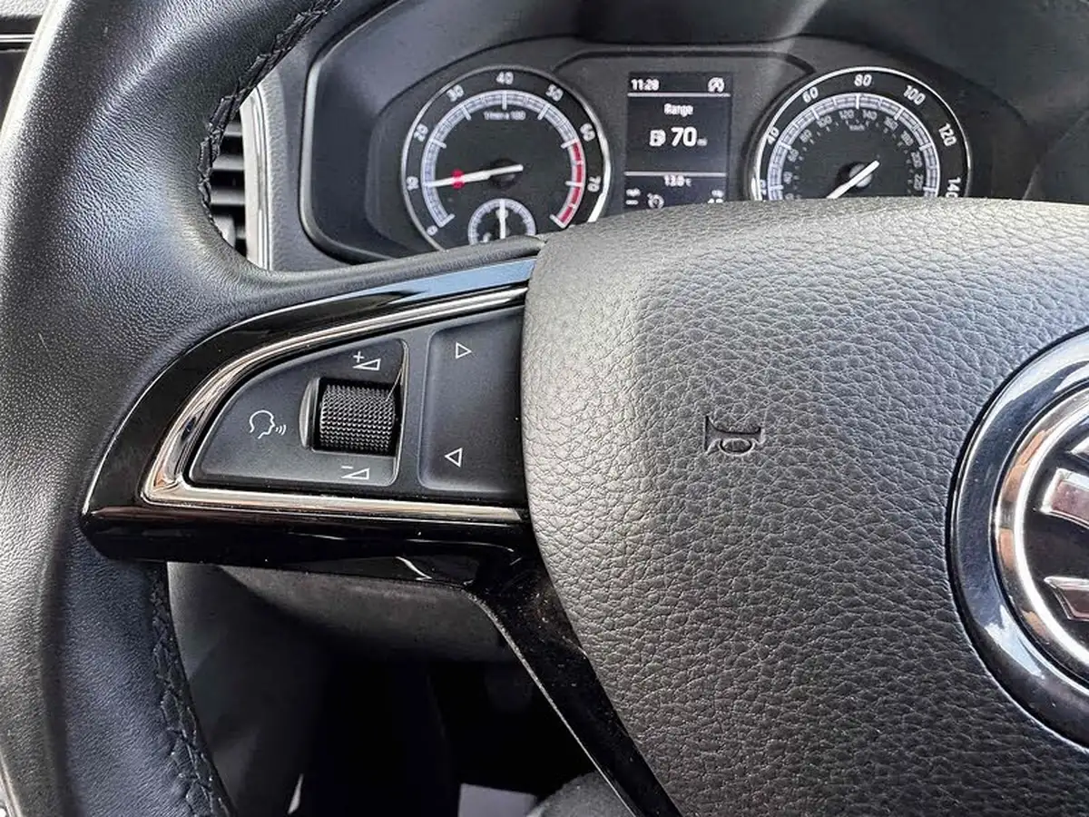 2019-skoda-karoq-10-tsi-se-big-33