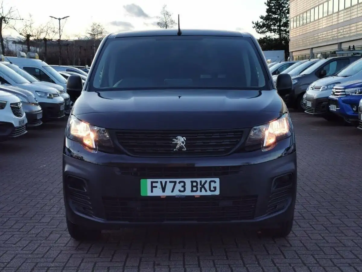 2023-peugeot-partner-e-750-professional-premium-50kwh-big-1