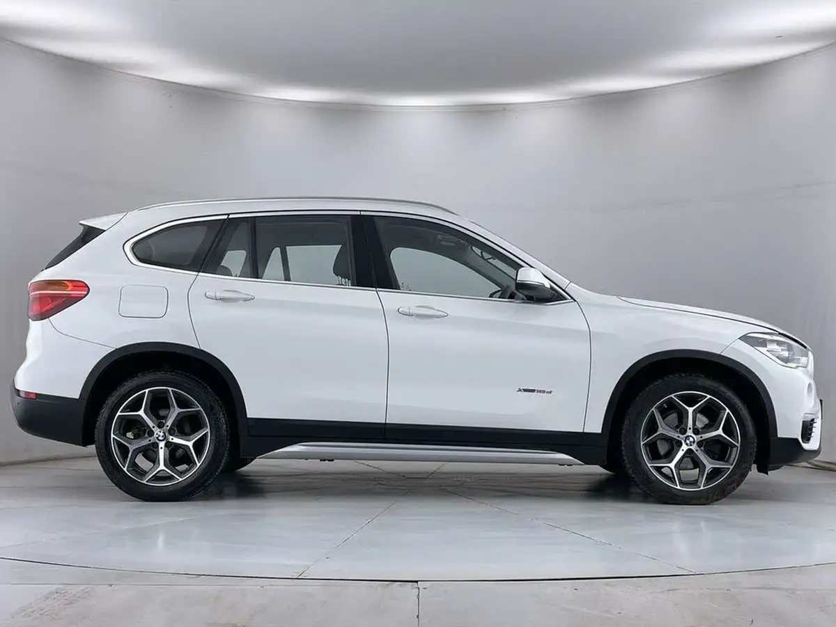 2016-bmw-x1-20td-xdrive18d-xline-big-9