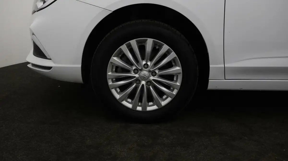 2022-mg-mg5-e-excite-ev-long-range-big-17