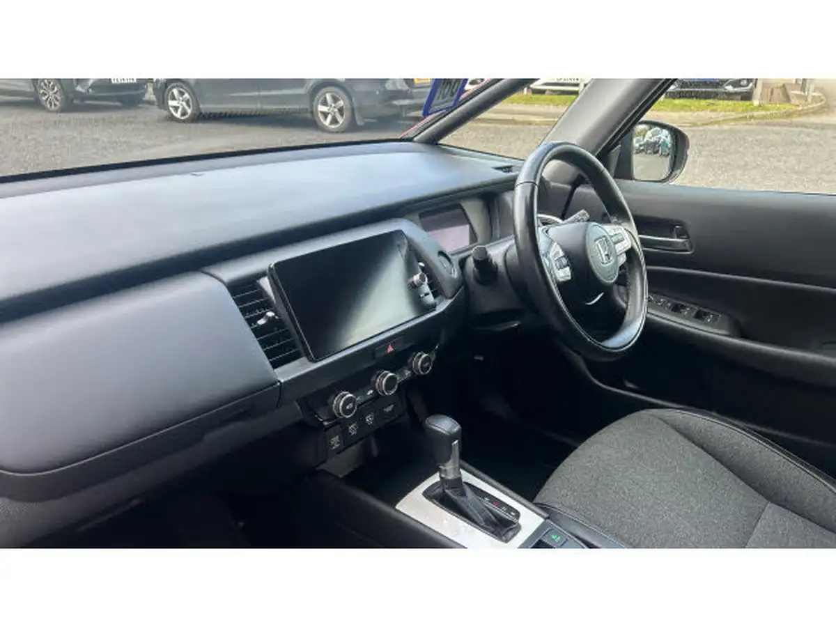 2020-honda-jazz-15-i-mmd-ex-big-1