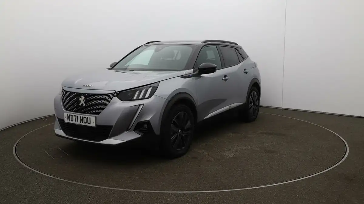 2022-peugeot-2008-suv-e-gt-premium-big-31