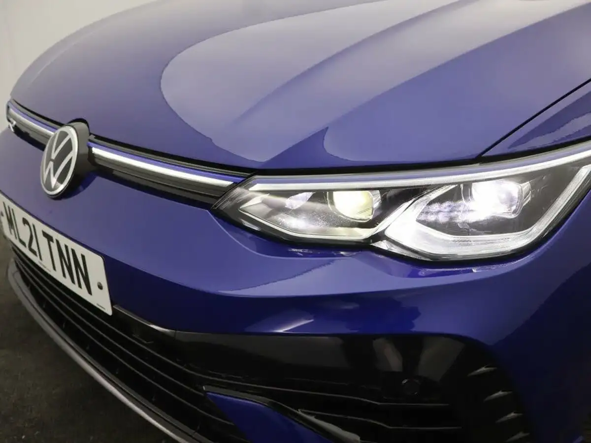 2021-volkswagen-golf-20-tsi-r-hatchback-big-8
