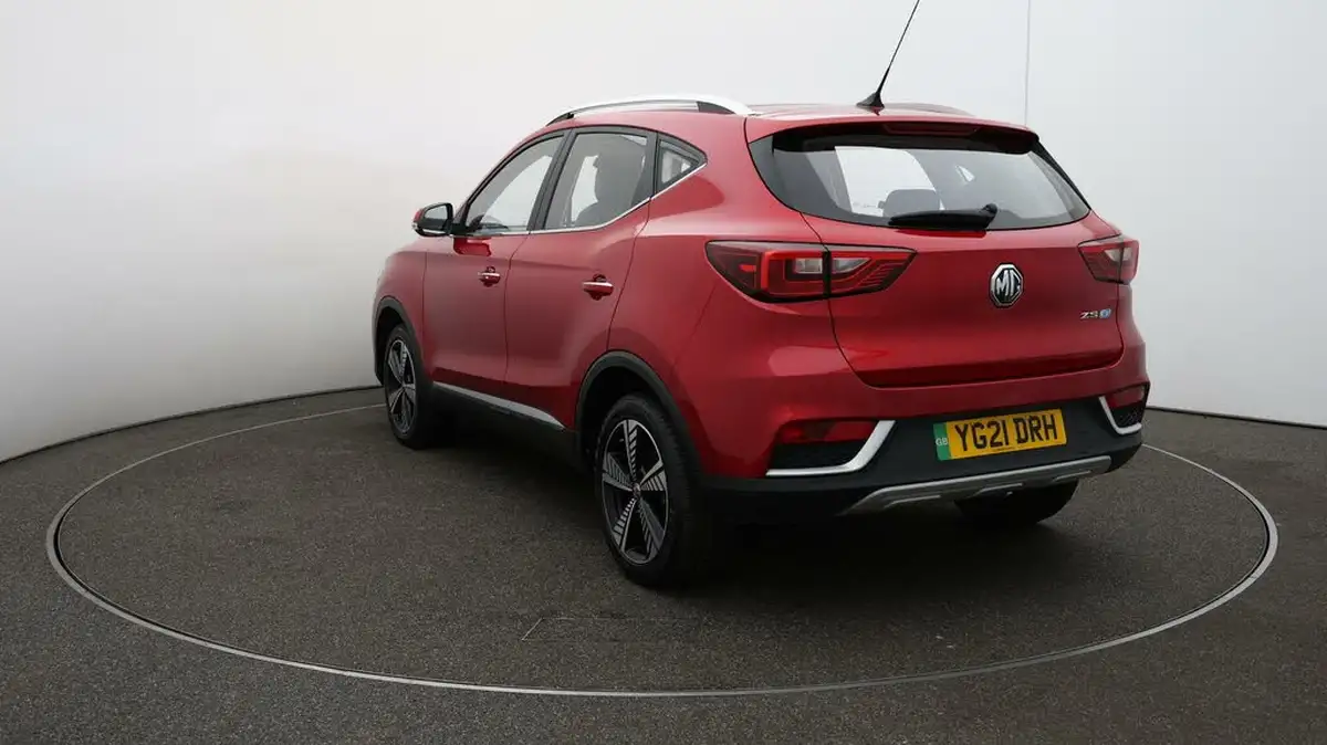 2021-mg-zs-suv-e-exclusive-ev-big-55