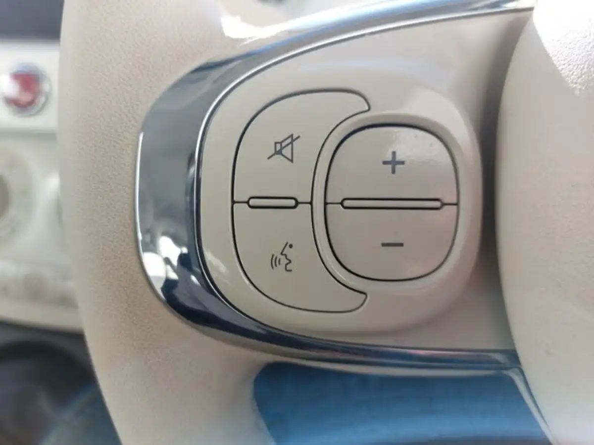 2019-fiat-500-12-lounge-big-14