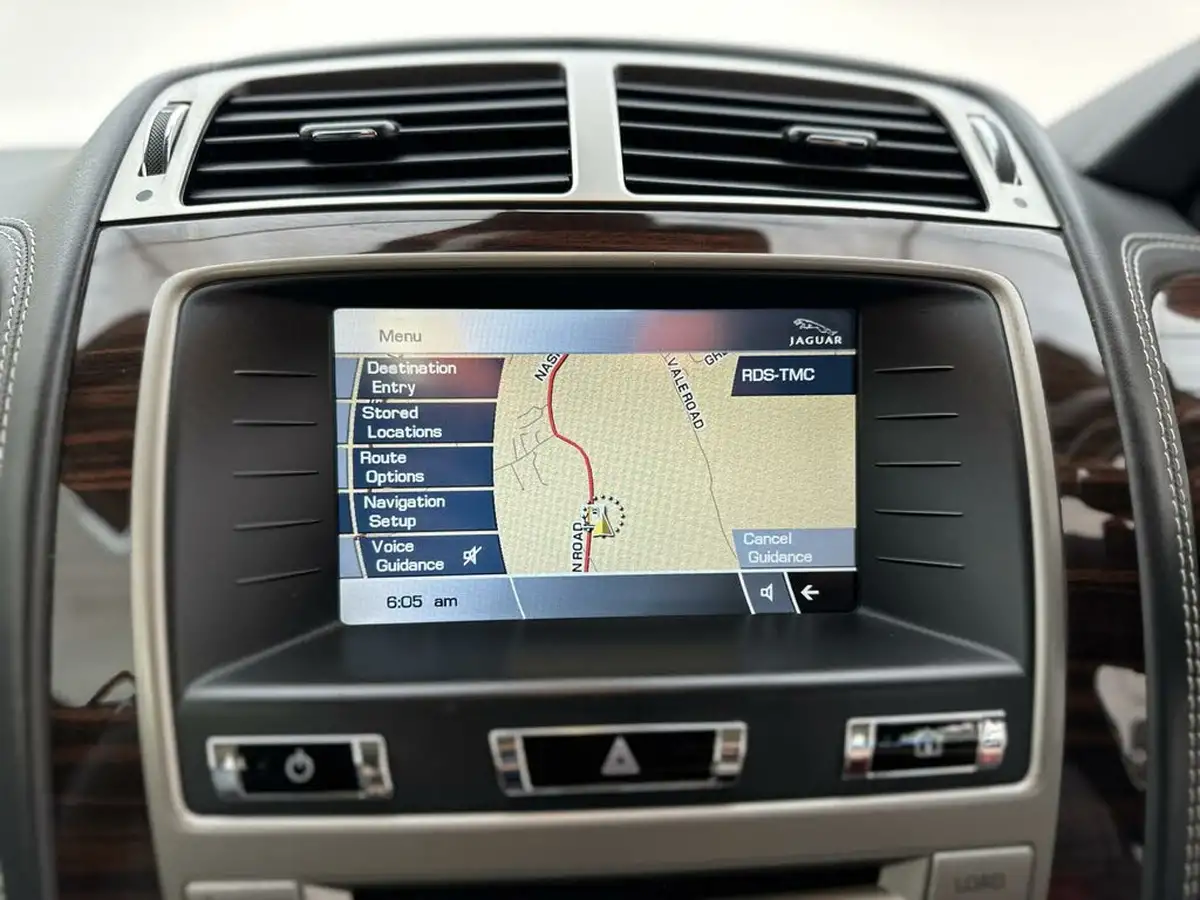 2011-jaguar-xk-50-portfolio-coupe-auto-big-35