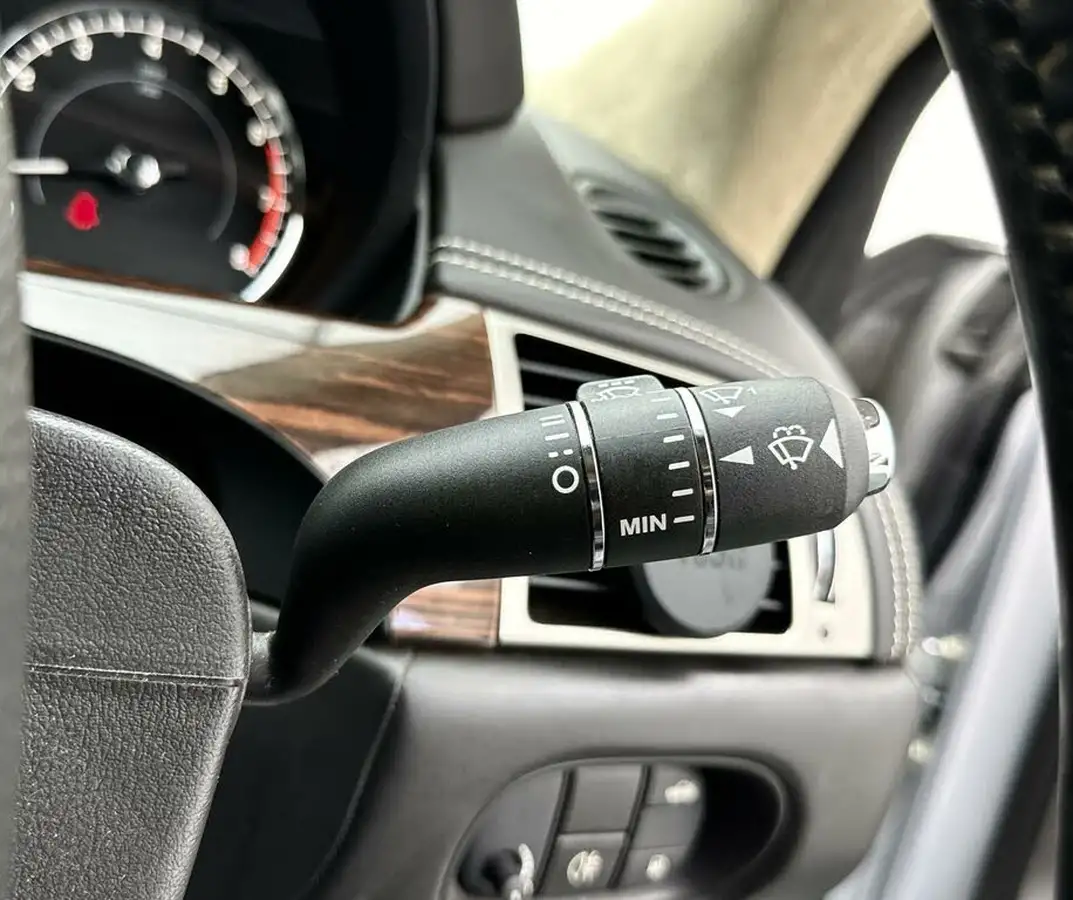 2011-jaguar-xk-50-portfolio-coupe-auto-big-31