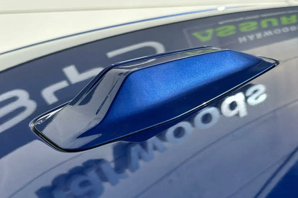 2023-bmw-i4-e-edrive40-m-sport-big-53