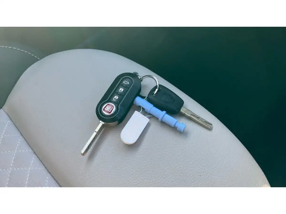 2021-fiat-500-10-dolcevita-big-19
