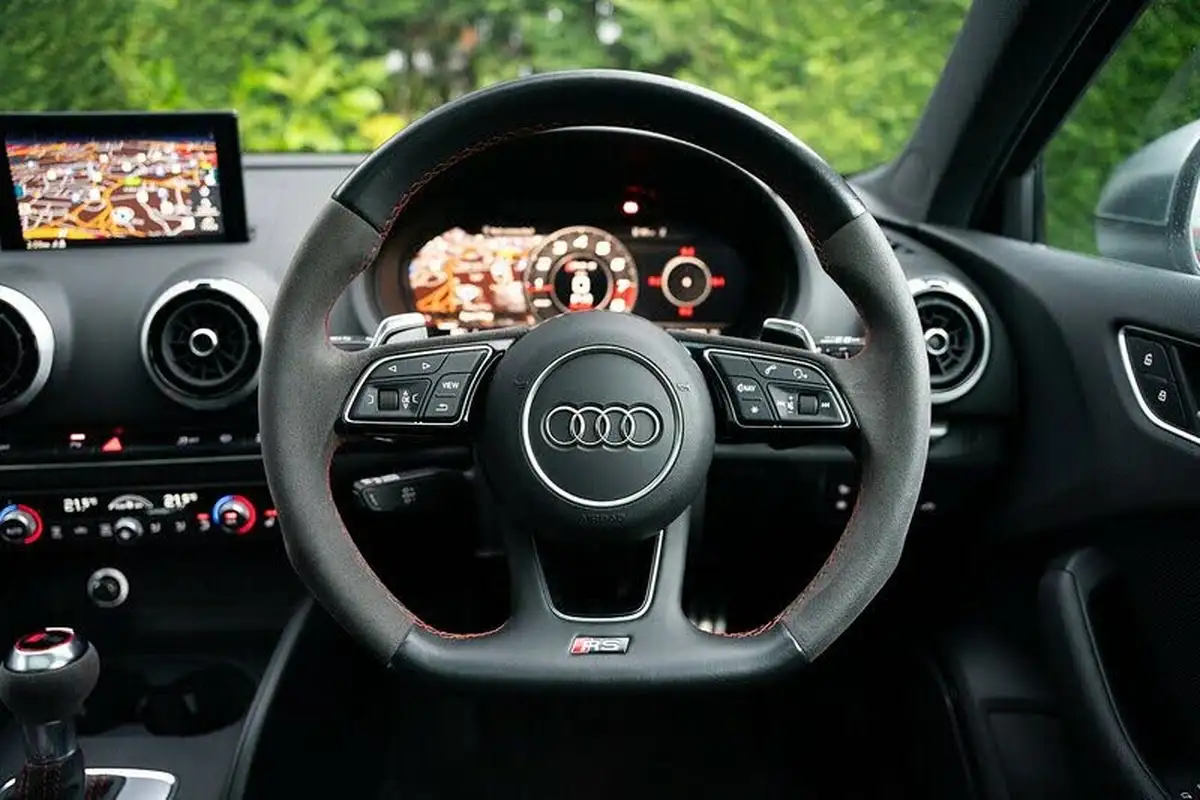 2019-audi-rs3-25-tfsi-sportback-5d-big-8