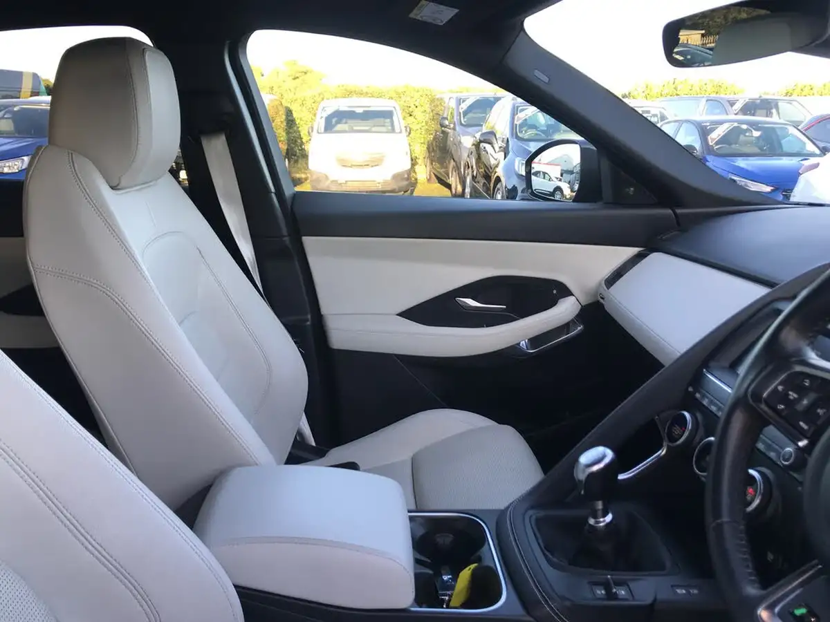 2019-jaguar-e-pace-20-i4d-r-dynamic-s-150ps-big-10