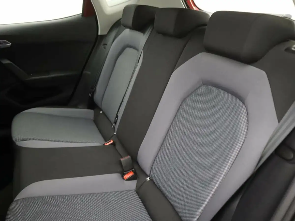 2020-seat-arona-10-tsi-se-technology-115ps-dsg-big-9
