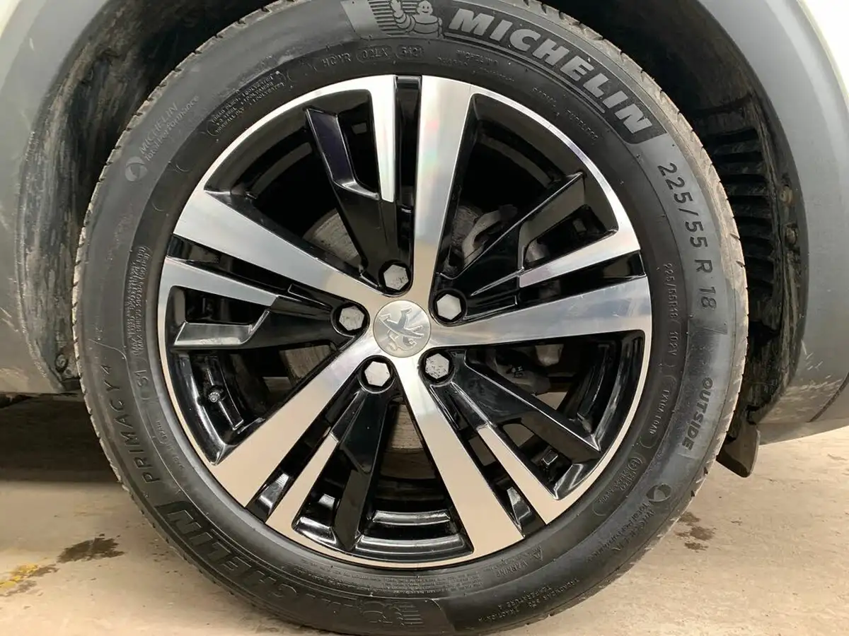 2021-peugeot-5008-suv-12-puretech-gt-eat8-big-29