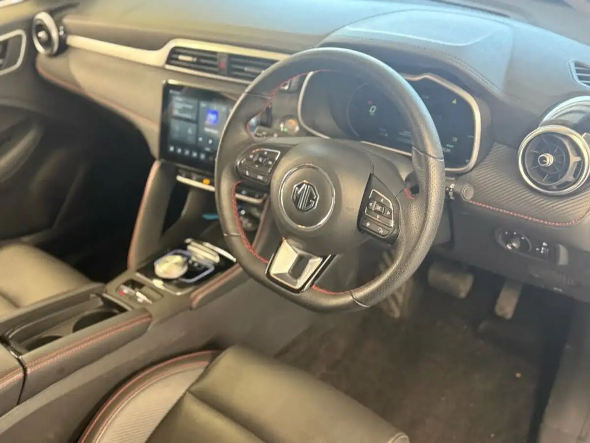 2023-mg-zs-suv-e-trophy-connect-ev-176ps-big-1