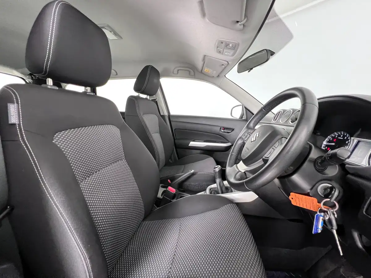 2018-suzuki-vitara-16-sz-t-big-11