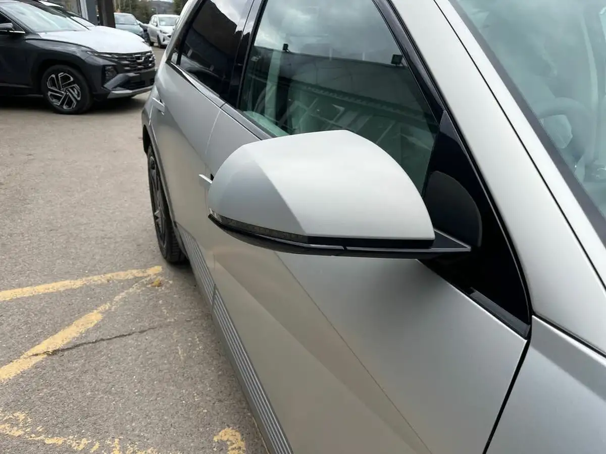 2024-hyundai-ioniq-5-e-ultimate-228ps-84kwh-tech-pack-max-rwd-big-21