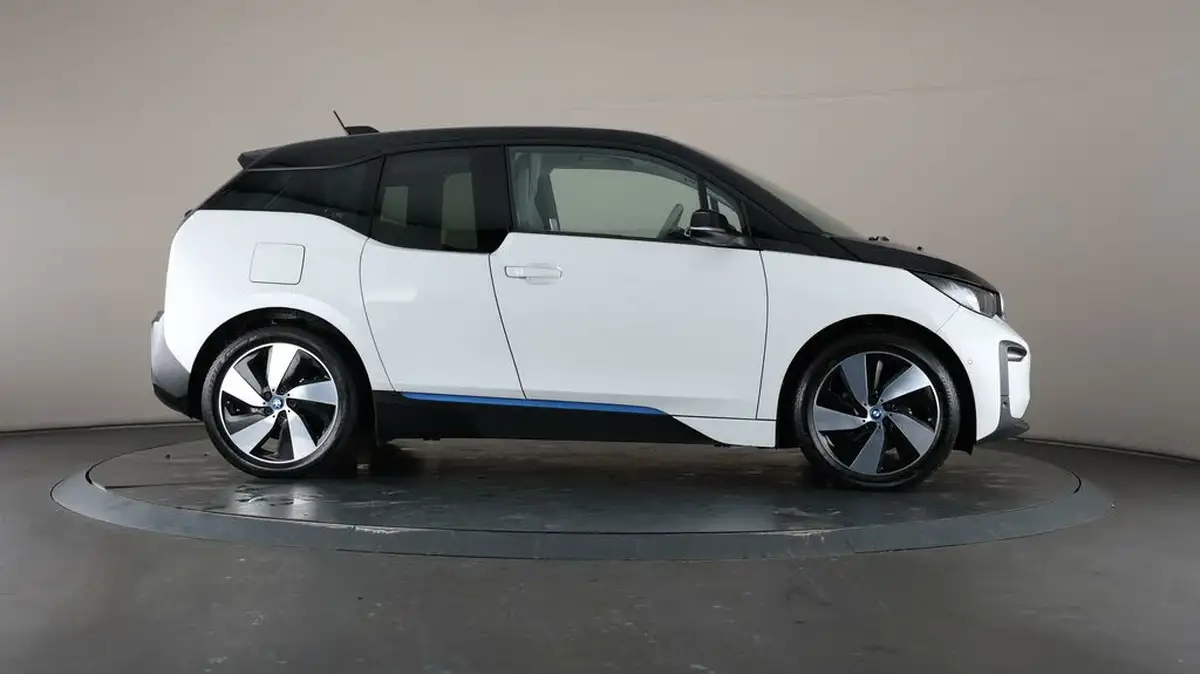 2022-bmw-i3-e-120-ah-big-51