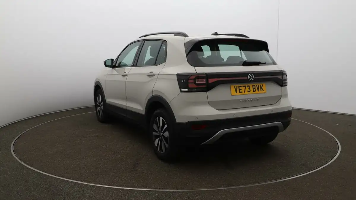 2024-volkswagen-t-cross-10-tsi-move-110ps-dsg-big-55