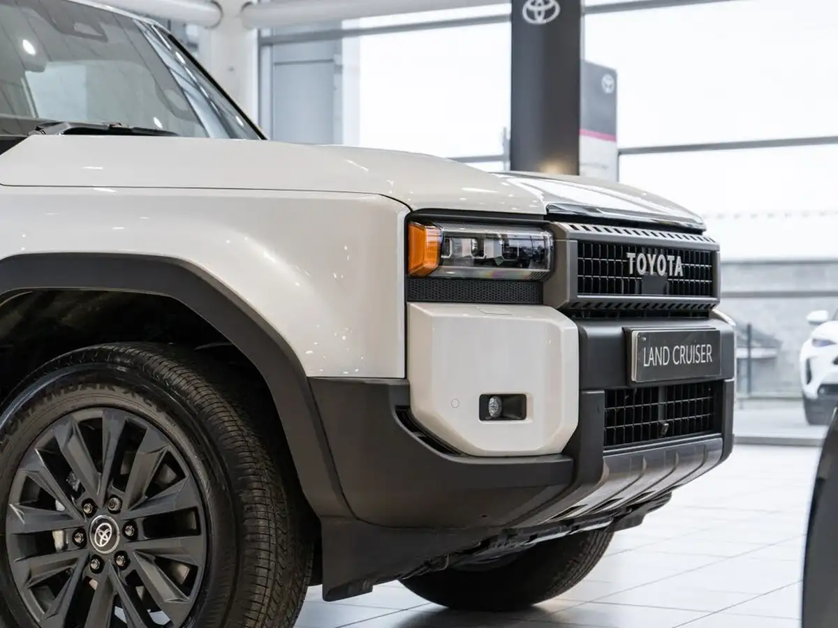 2025-toyota-land-cruiser-28d-4d-invincible-big-4