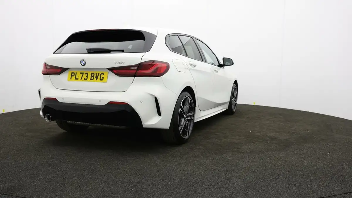 2023-bmw-1-series-15-118i-m-sport-lcp-dct-big-74