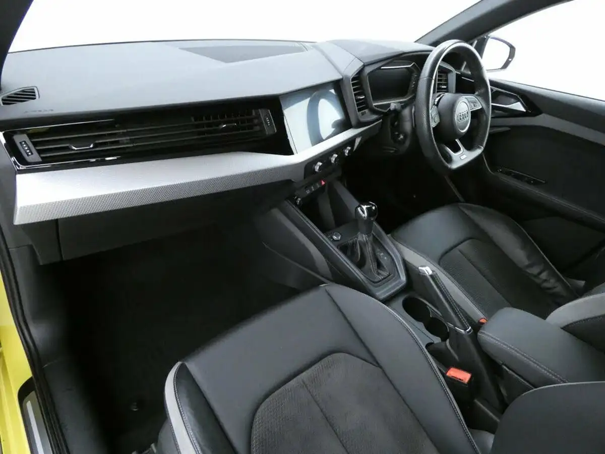 2019-audi-a1-15-35-tfsi-s-line-contrast-edition-ss-tronic-big-18