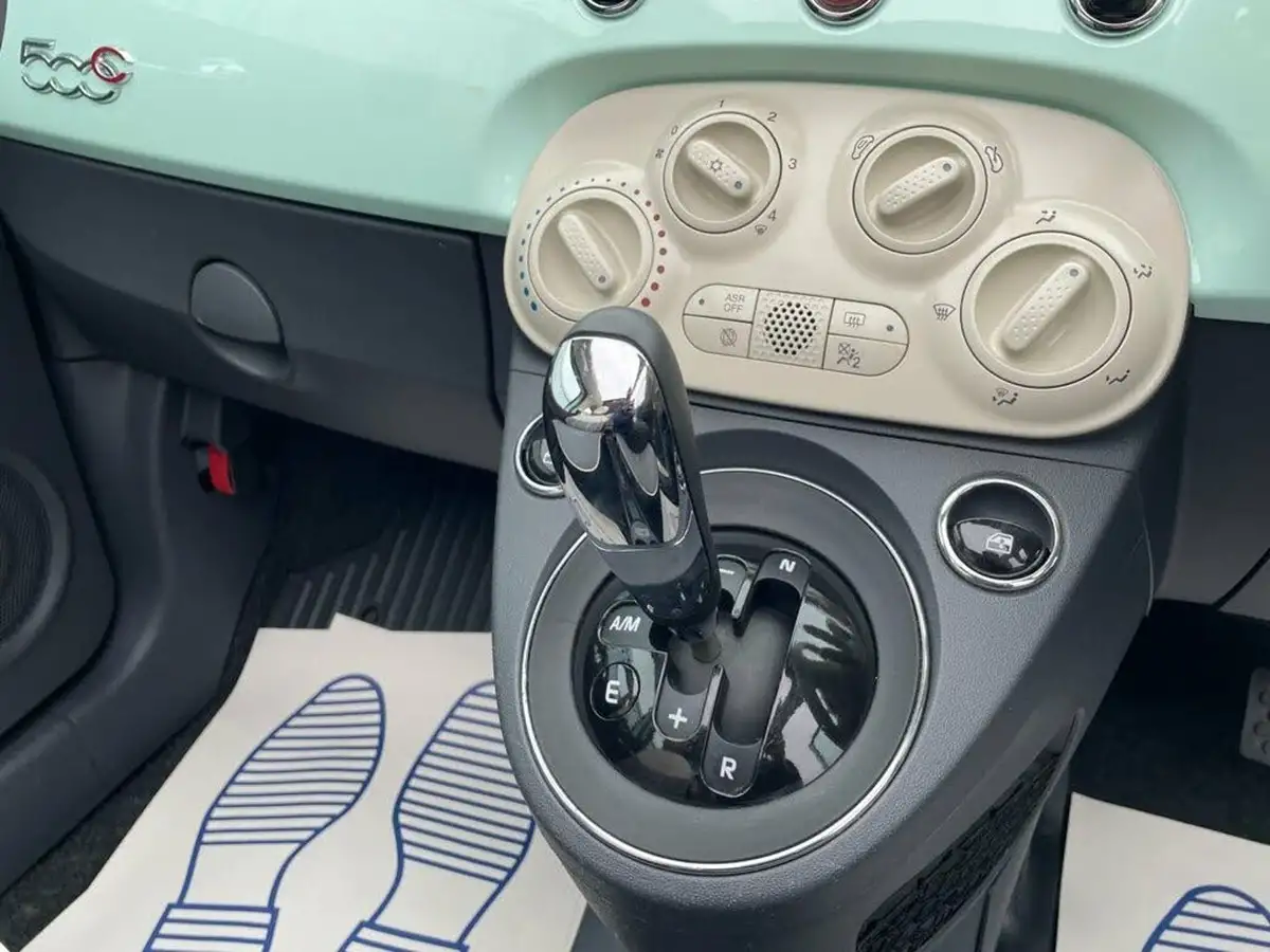 2017-fiat-500c-12-lounge-dualogic-big-28