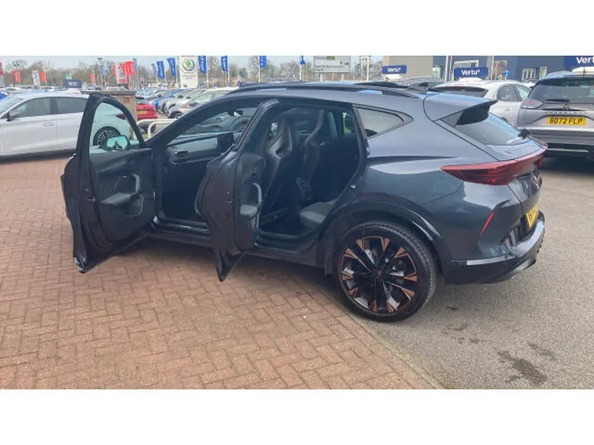 2024-cupra-formentor-15-e-hybrid-vz-first-edition-big-57