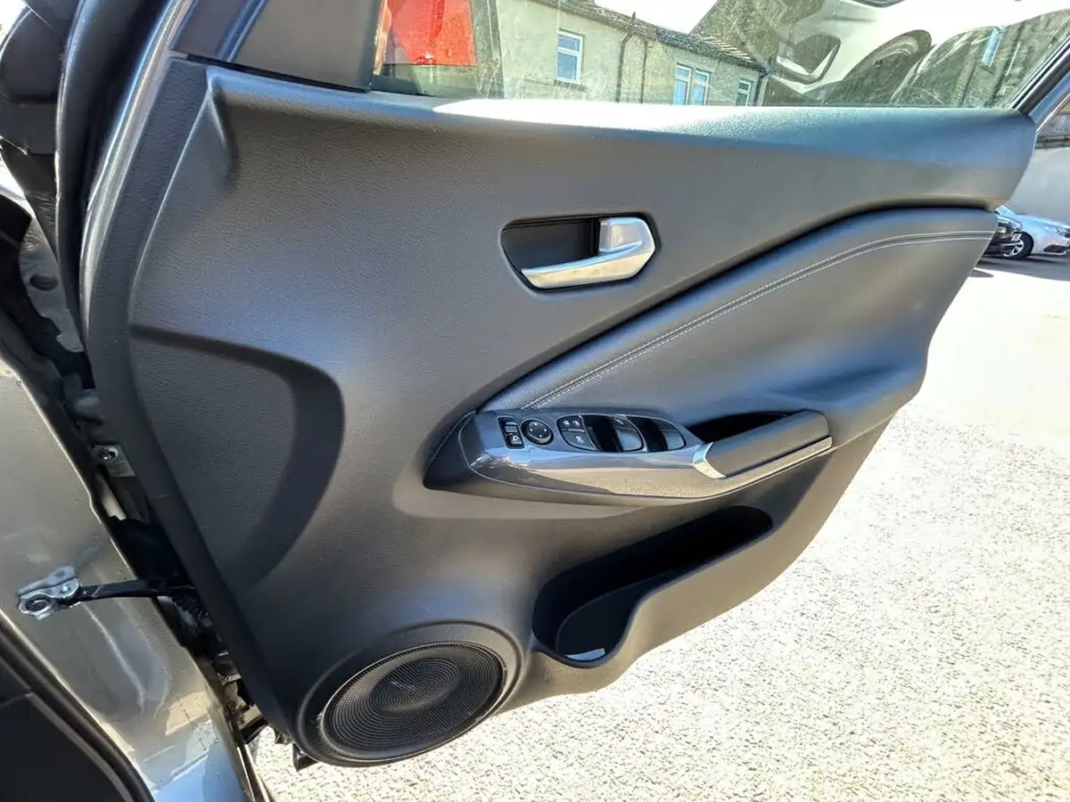 2021-nissan-juke-10-dig-t-n-connecta-big-12
