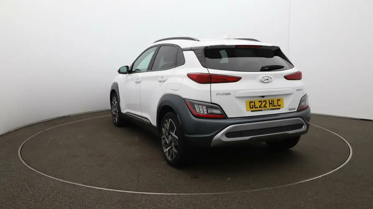 2022-hyundai-kona-16-gdi-premium-big-52