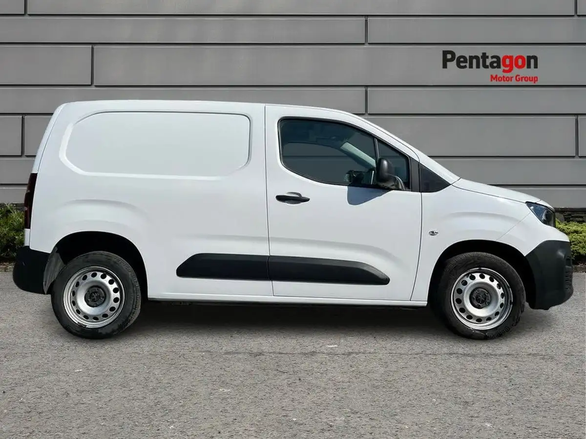2023-peugeot-partner-15-bluehdi-1000-professional-premium-100pseu6d-ss-big-10
