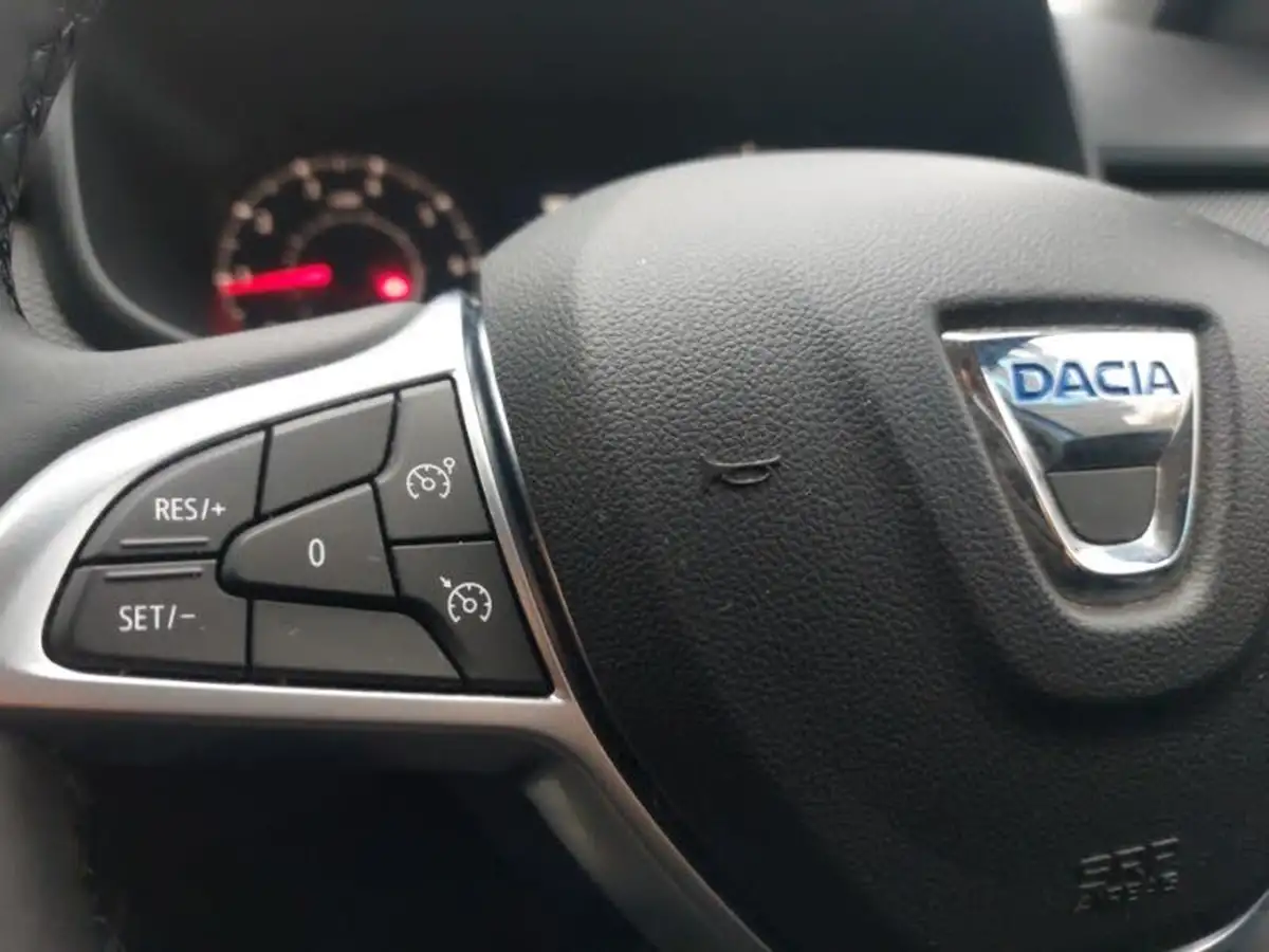 2022-dacia-sandero-stepway-10-tce-comfort-90bhp-auto-big-14