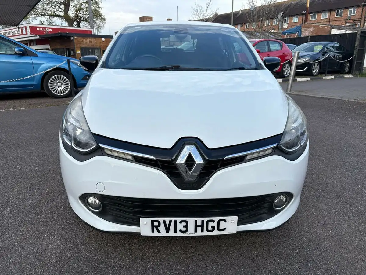 2013-renault-clio-15td-dynamique-medianavss-big-1