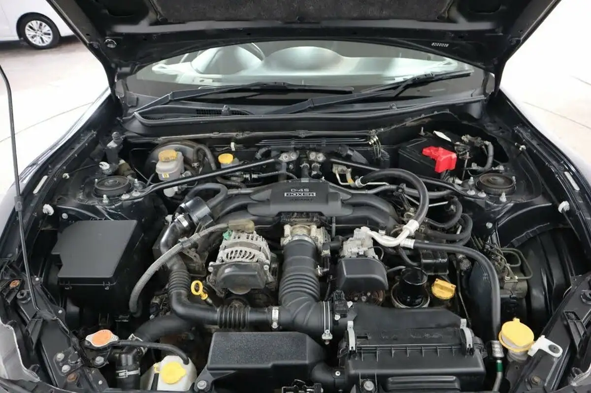 2012-toyota-gt86-20-gt86-big-9