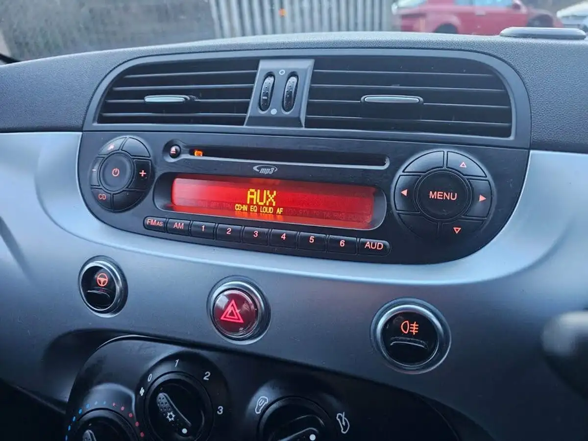 2014-fiat-500-12-s-big-25