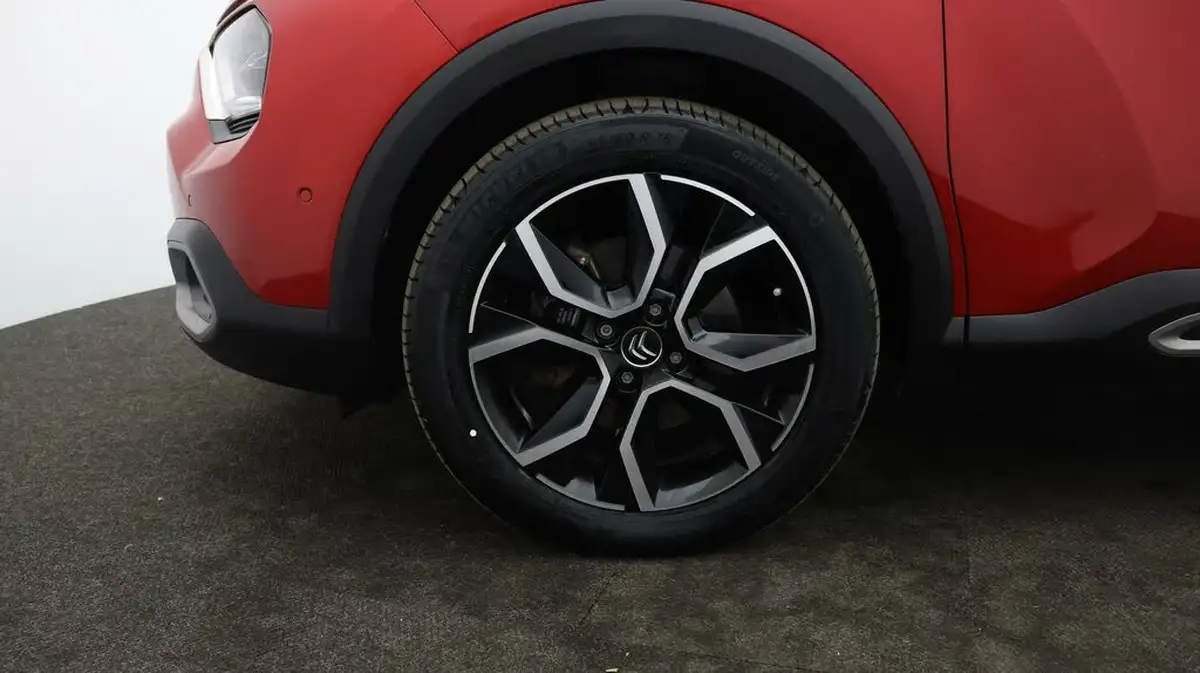 2021-citroen-c4-e-shine-plus-big-17