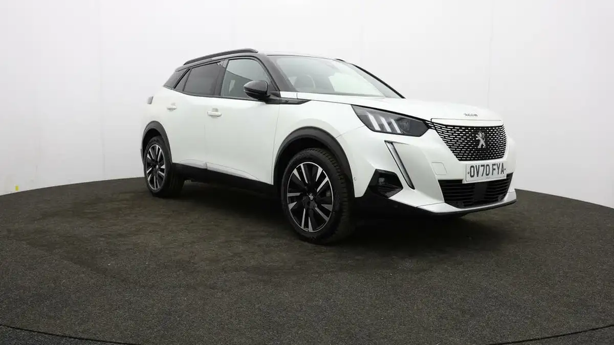 2021-peugeot-2008-suv-e-gt-big-0