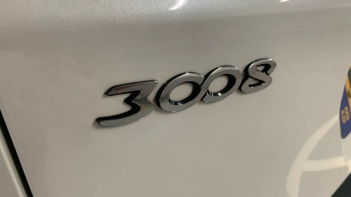 2019-peugeot-3008-suv-15-bluehdi-gt-line-eat8-big-43