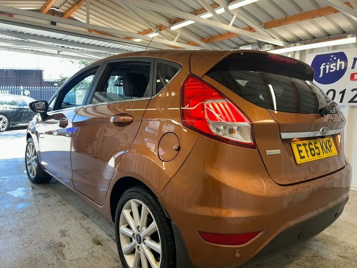 2016-ford-fiesta-10t-titanium-100ps-ecoboost-5d-powershift-big-9