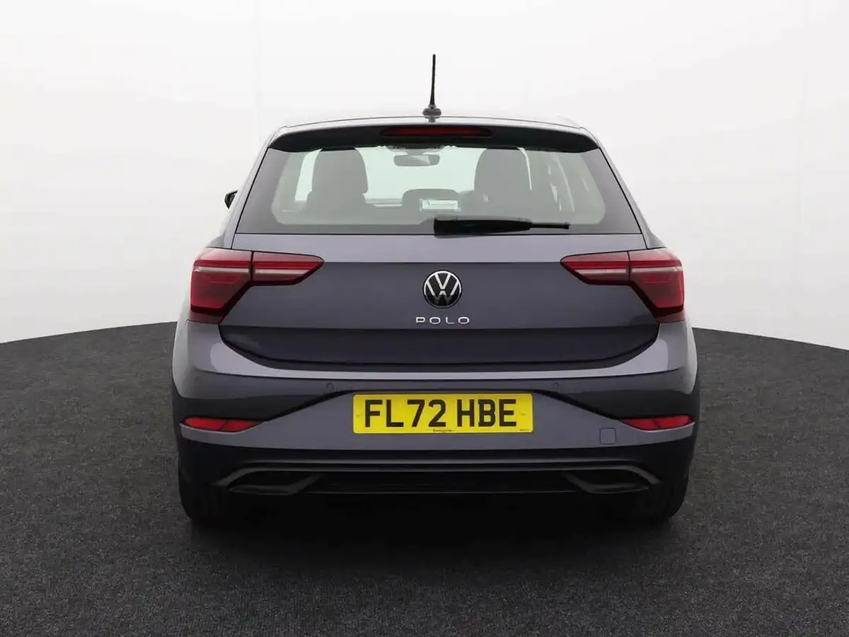 2022-volkswagen-polo-10-tsi-style-big-2