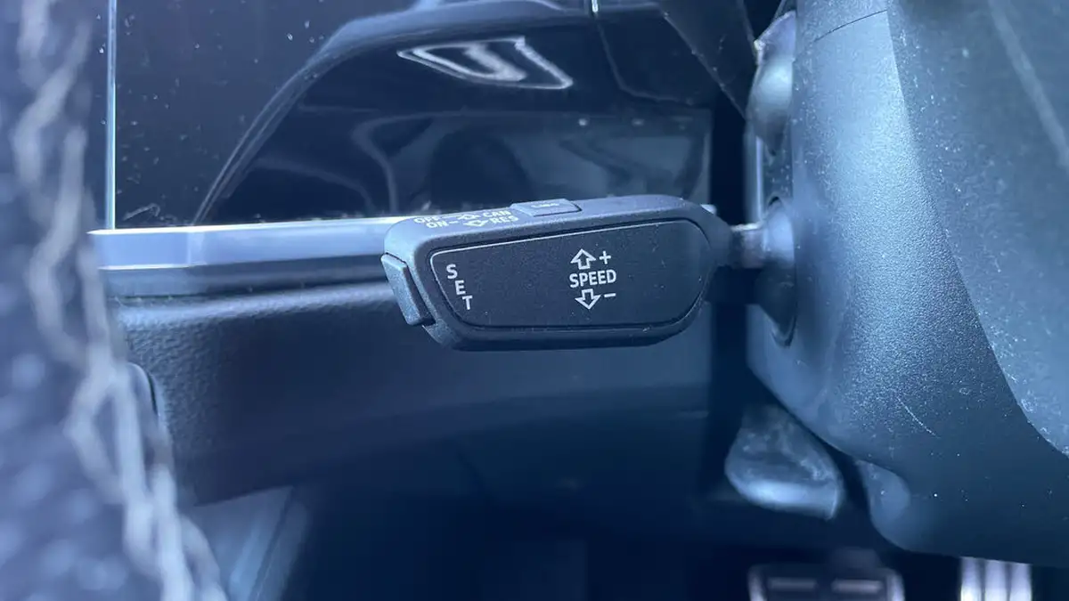2021-audi-q3-15-35-tfsi-black-edition-codcomfort-sound-pack-station-wagon-big-26