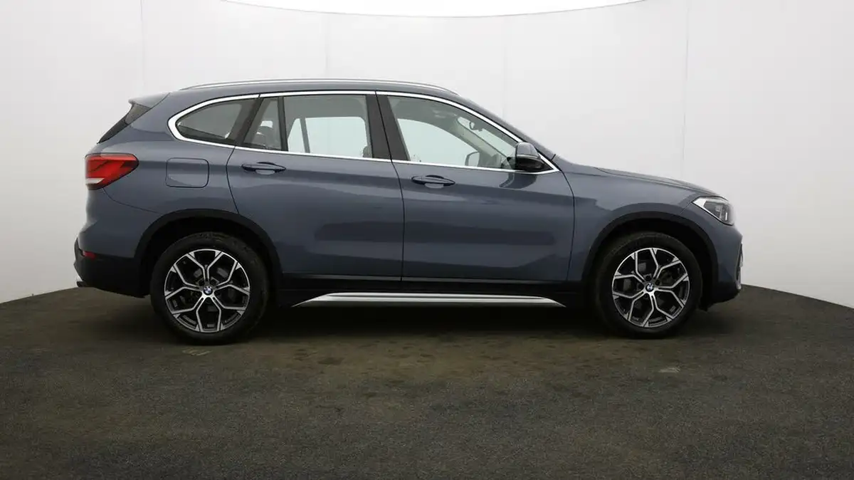2021-bmw-x1-20td-sdrive18d-xline-sport-auto-big-46