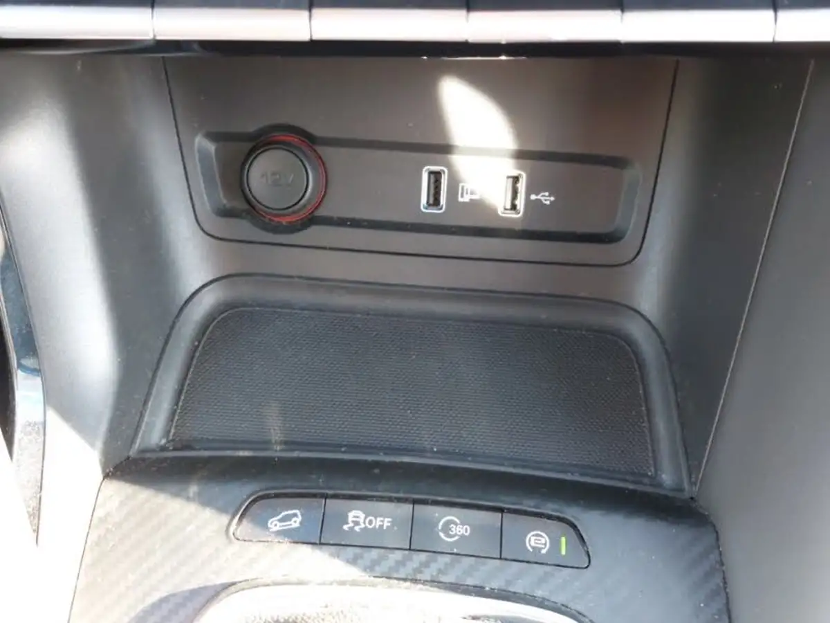 2022-mg-zs-suv-10t-gdi-exclusive-big-15