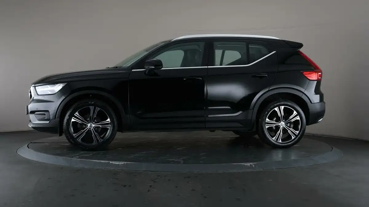 2020-volvo-xc40-20td-d3-inscription-pro-big-31