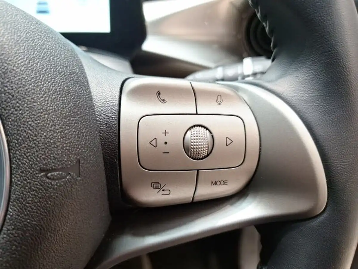 2024-byd-dolphin-e-comfort-big-12