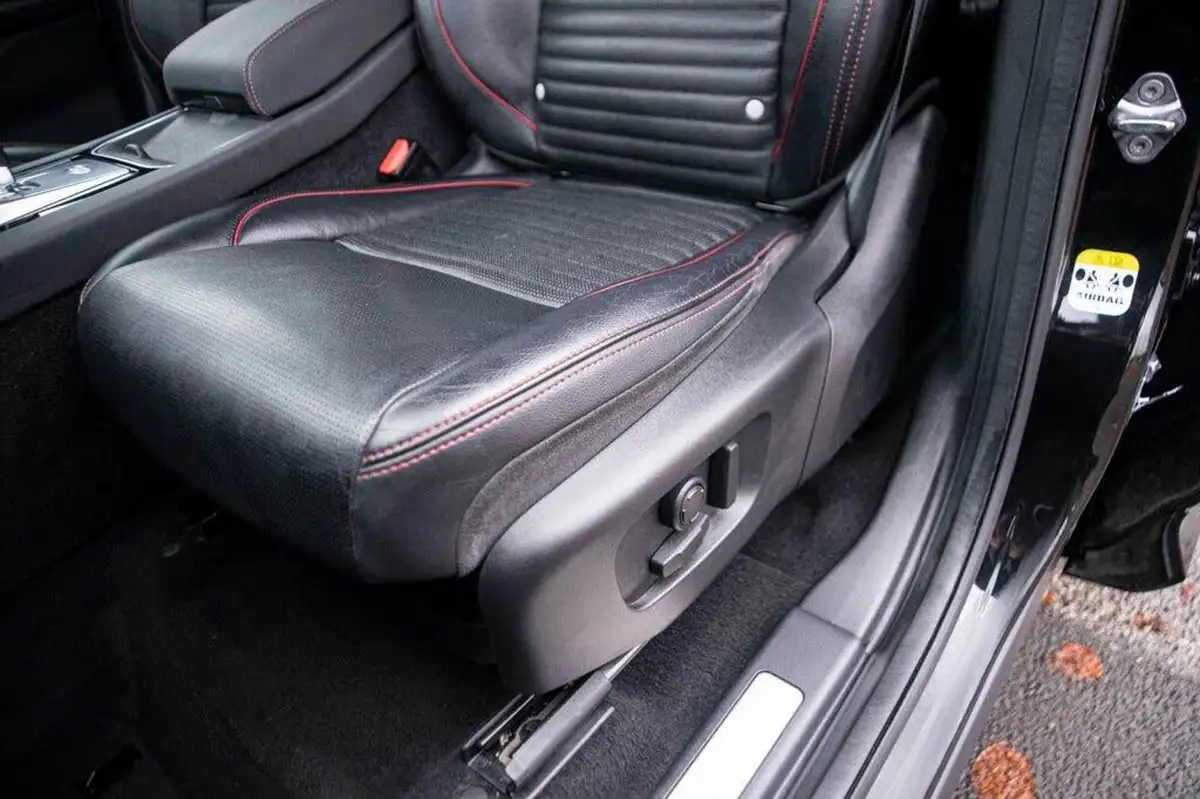 2020-land-rover-discovery-sport-15-p300e-r-dynamic-se-309ps-1498cc-big-22