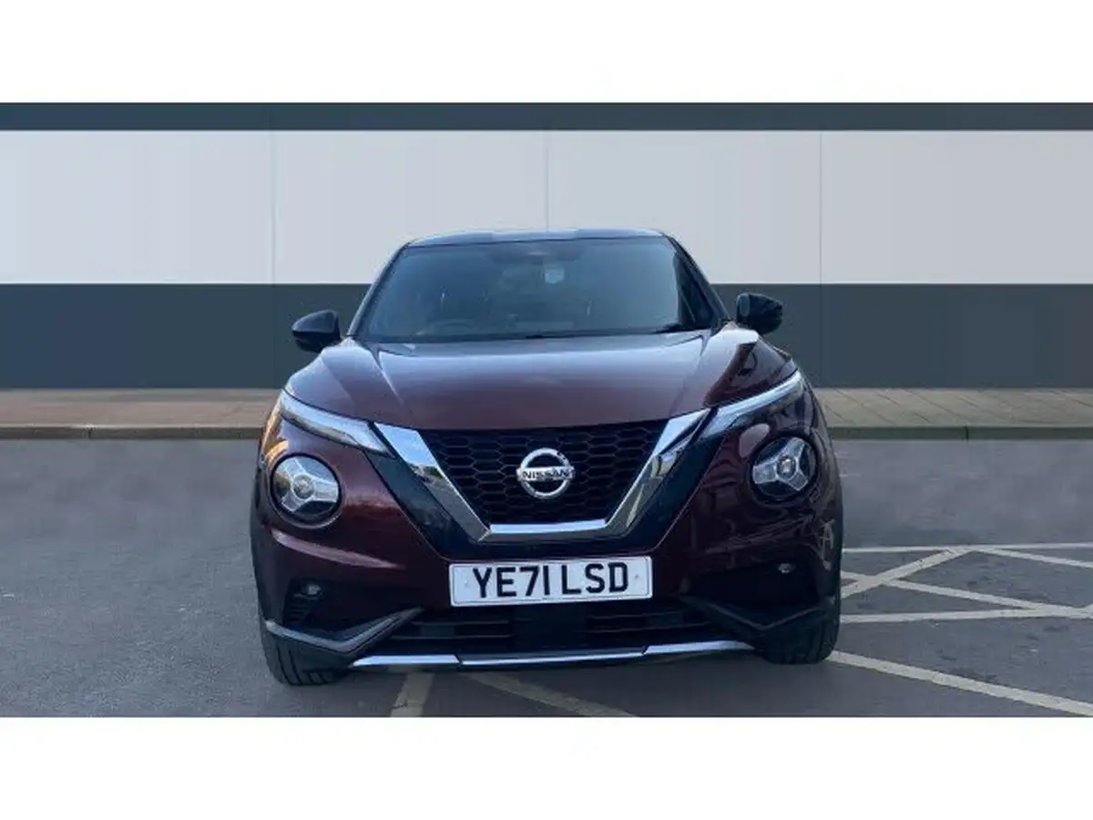2022-nissan-juke-10-dig-t-tekna-big-2